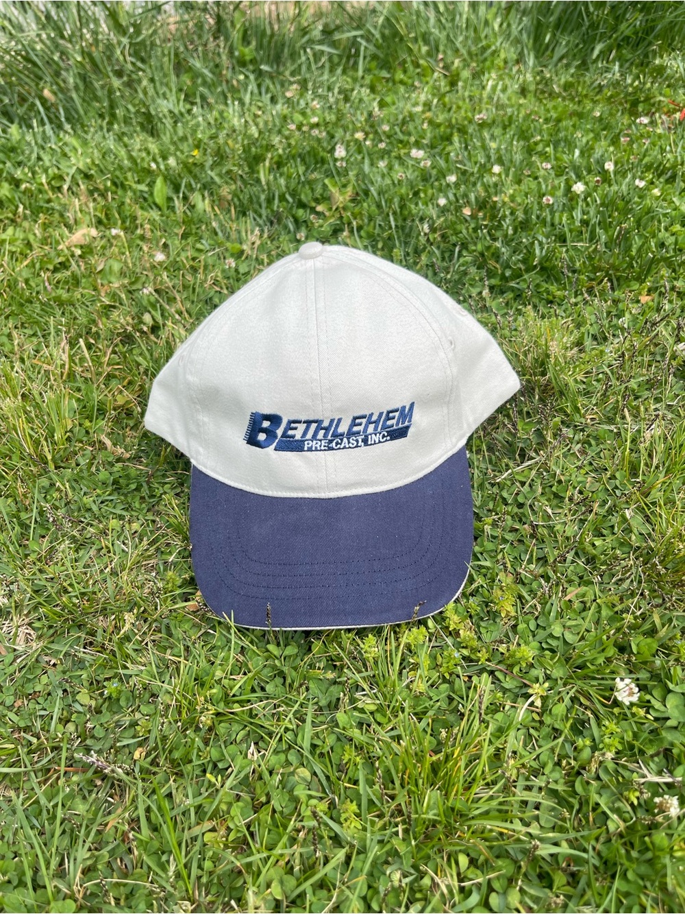 Bethlehem Pre-Cast Two-Tone Baseball Cap - White & Navy